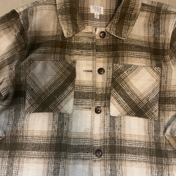 Women’s oversized flannel jacket size XL, 16-18 - Picture 2 of 3